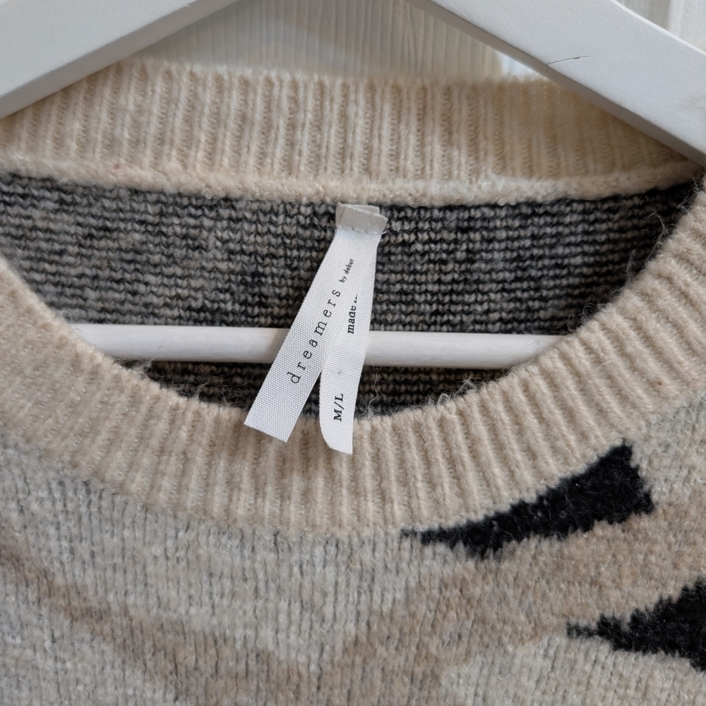 Dreamers Abstract Sweater Dress - Picture 3 of 6